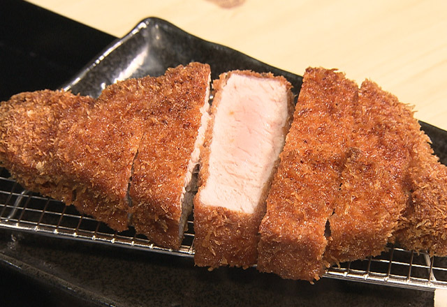 「とんかつ専門店あげもん」（北上市和賀町）のとんかつ定食